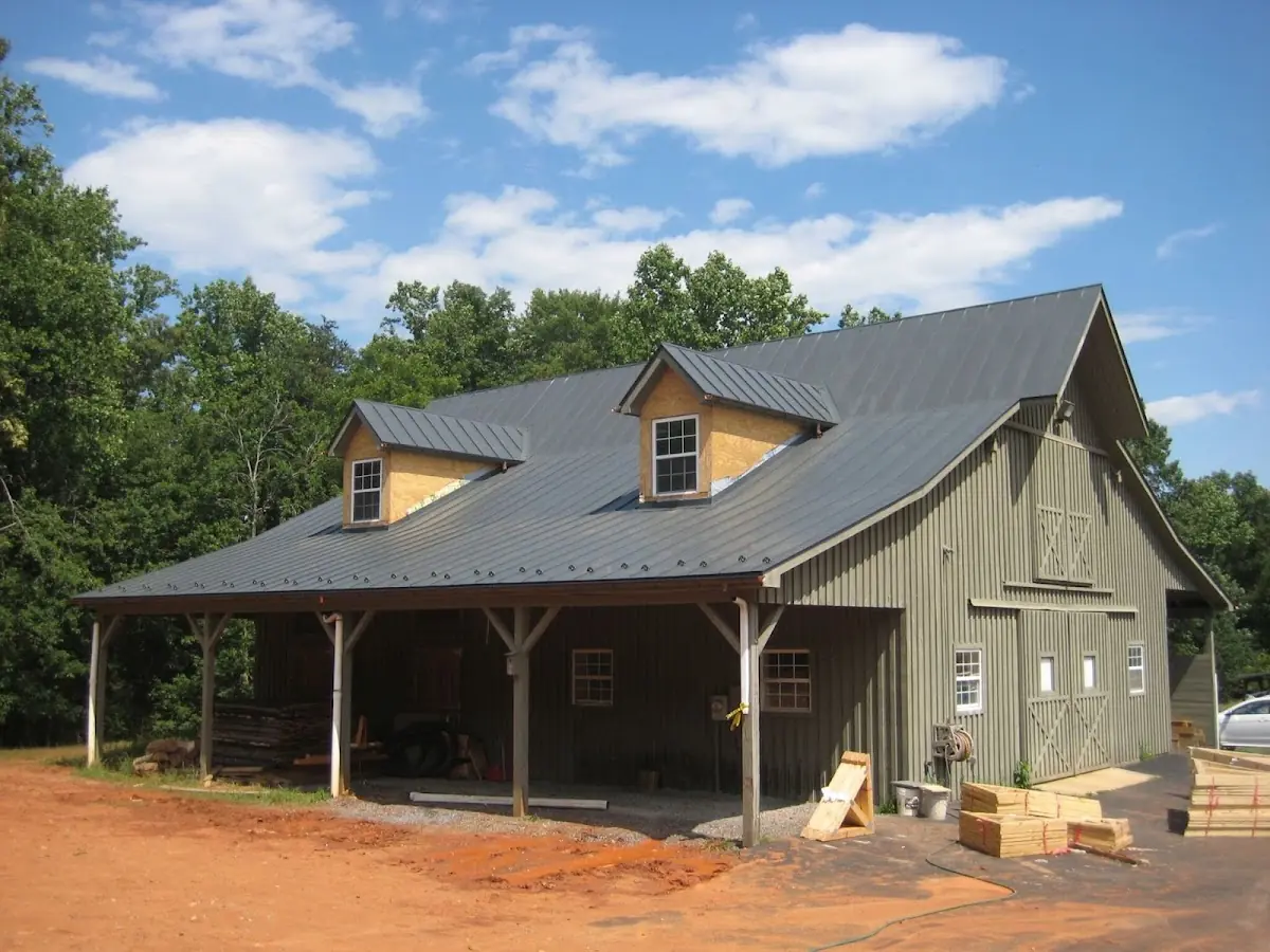 Expert Metal Roof Repair workmanship in Strawberry Farms